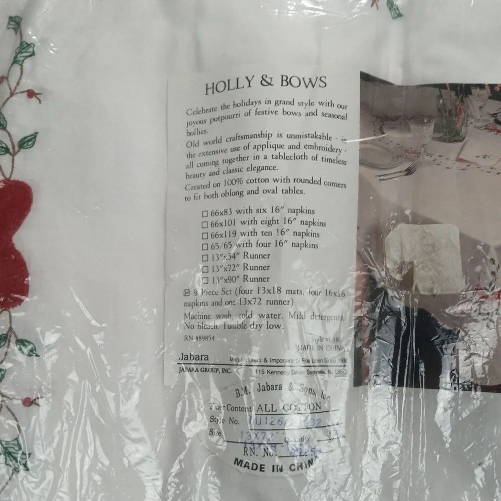 Vintage B.M Jabara Holly‎ & Bows 9 Pc Table Set Embroidered Runner Mats Napkins